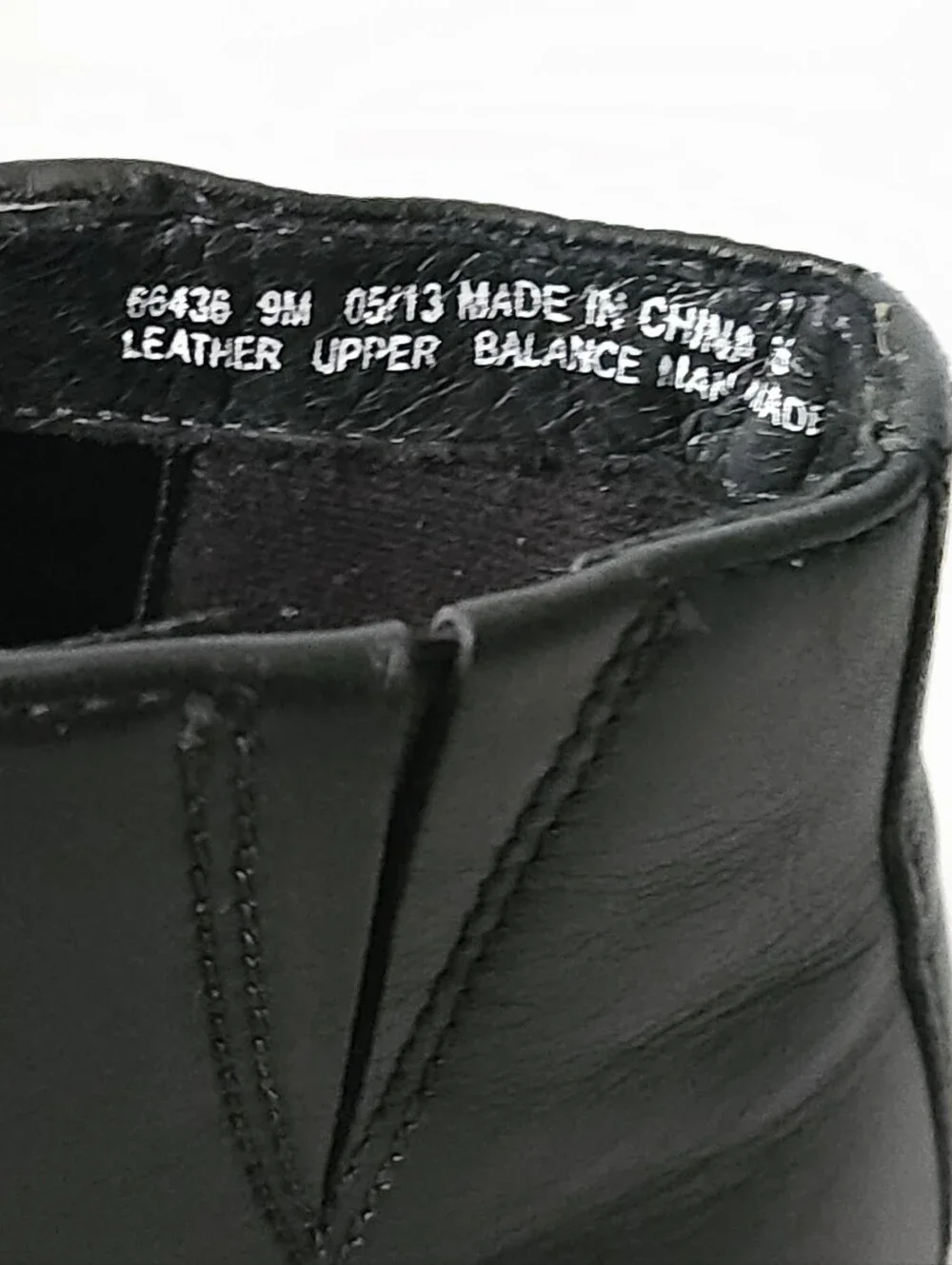 Clarks‎ Artisan 66436 Womens 9M Black Leather Wedge Ankle Boots Booties Side Zip